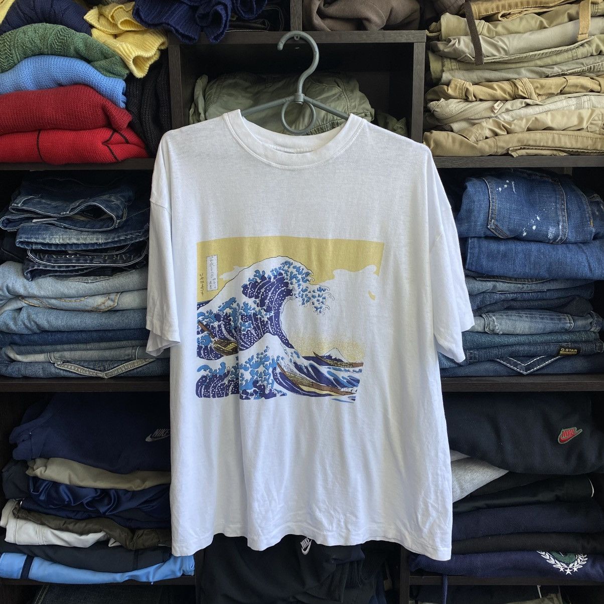 Designer Vintage Hokusai Big Graphic Logo 1990’s designer tee Size US M / EU 48-50 / 2 - 1 Thumbnail