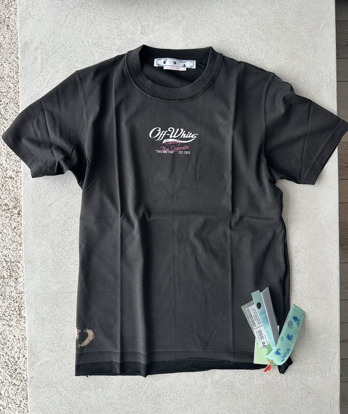 Off-White Off-white "Exactly the Opposite" T-Shirt Size US M / EU 48-50 / 2 - 1 Thumbnail