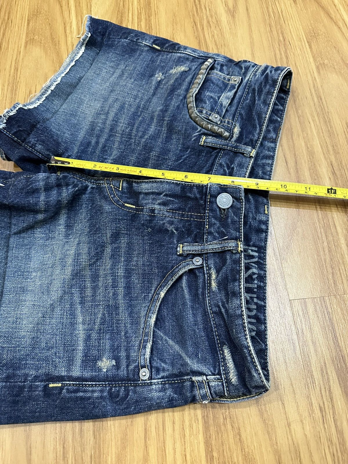 Hysteric Glamour Hysteric Glamour Studded Low Rise Denim Short Size 28" / US 6 / IT 42 - 9 Thumbnail