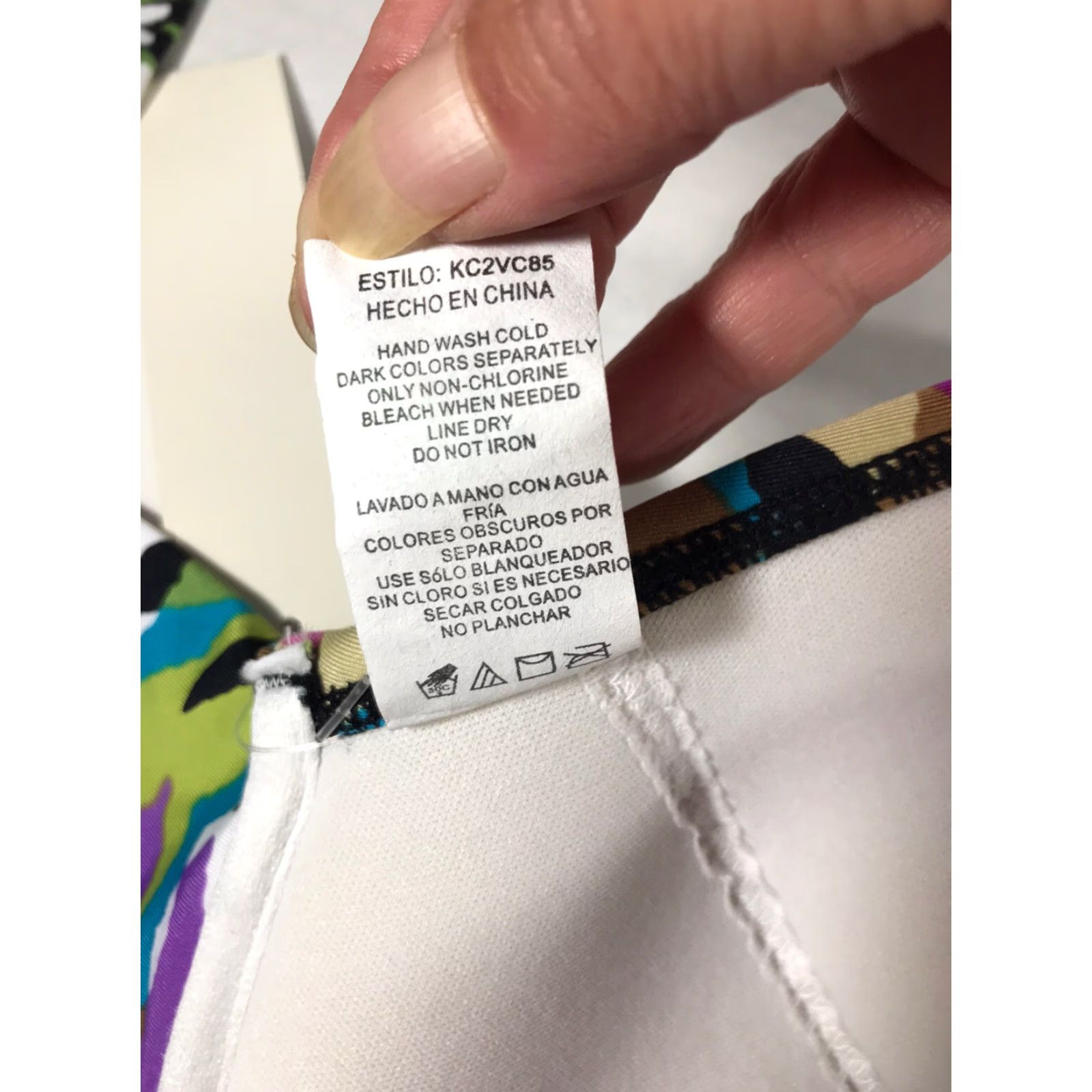 Kenneth Cole Kenneth Cole New York Women's Swim Top Push-Up Underwired 34D Multicolor Floral Spaghetti Strap Size XXS / US 00 / IT 34 - 5 Thumbnail