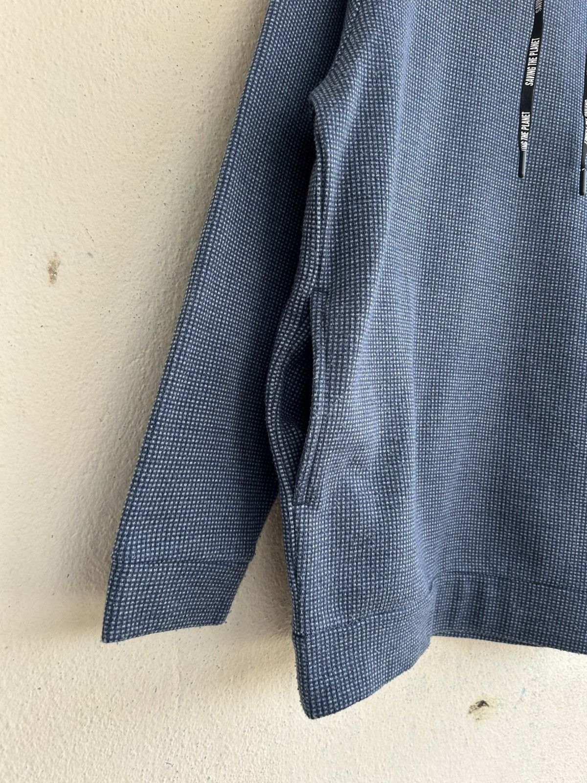 Katharine Hamnett London Saving The Planet Polyester Hoodie Size US L / EU 52-54 / 3 - 5 Thumbnail