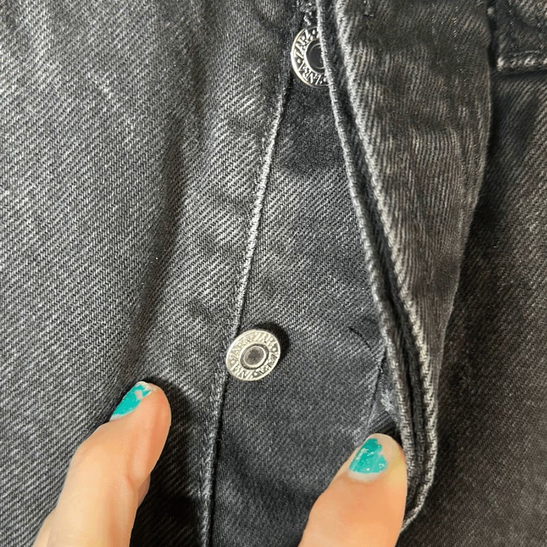Zara ZARA Jeans Women High Rise Buttonfly Straight Black Size 6 Women’s Size 6 Black Straight Jeans Size 28" / US 6 / IT 42 - 4 Thumbnail
