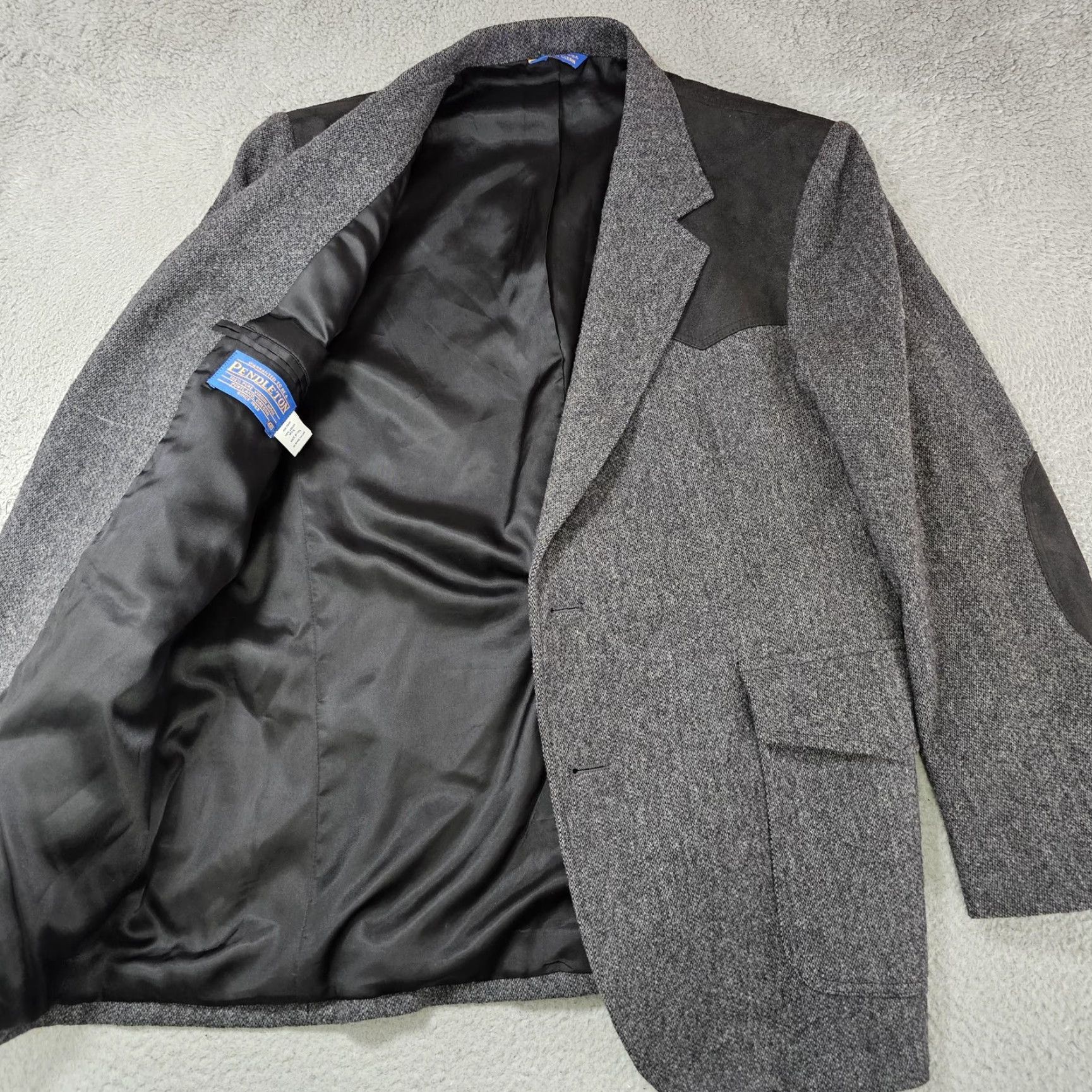 Pendleton VINTAGE Pendleton Jacket Mens 44 Gray Wool Suede Elbow Patches 80s Size US S / EU 44-46 / 1 - 4 Thumbnail