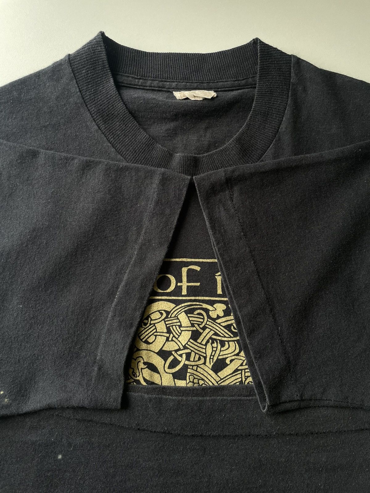 Vintage Vintage 90’s Isle Of Iona T-Shirt I Colum Cille VERY RARE Size US M / EU 48-50 / 2 - 6 Thumbnail