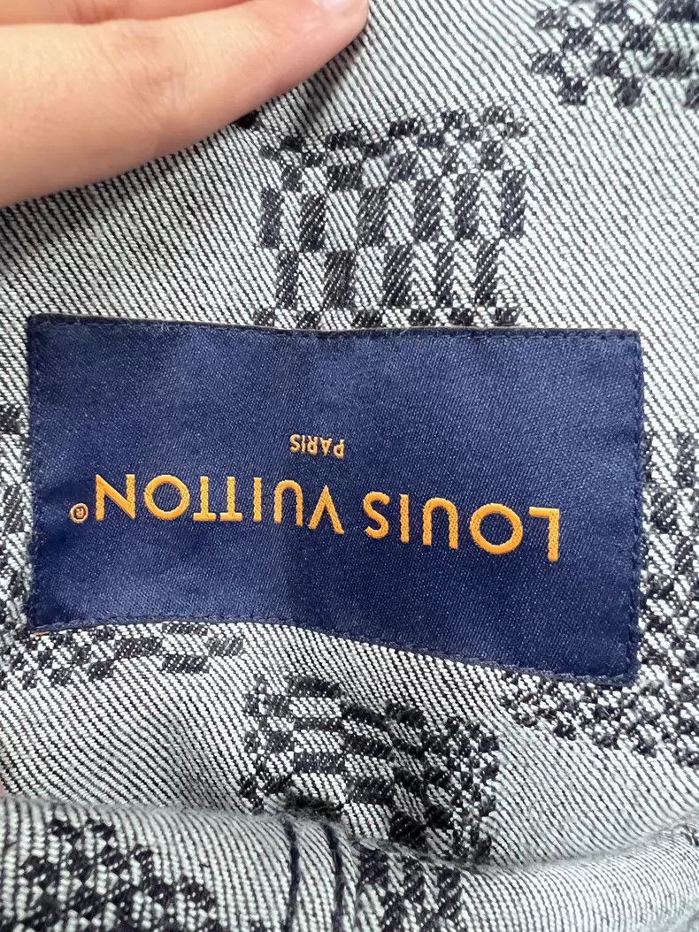 Louis Vuitton Louis Vuitton Checkerboard tag denim jacket Size US M / EU 48-50 / 2 - 3 Thumbnail