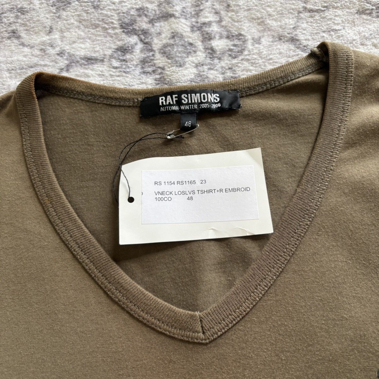 Raf Simons Raf Simons AW05 “R” Logo V-Neck Long Sleeve T-Shirt Green Size US S / EU 44-46 / 1 - 4 Thumbnail