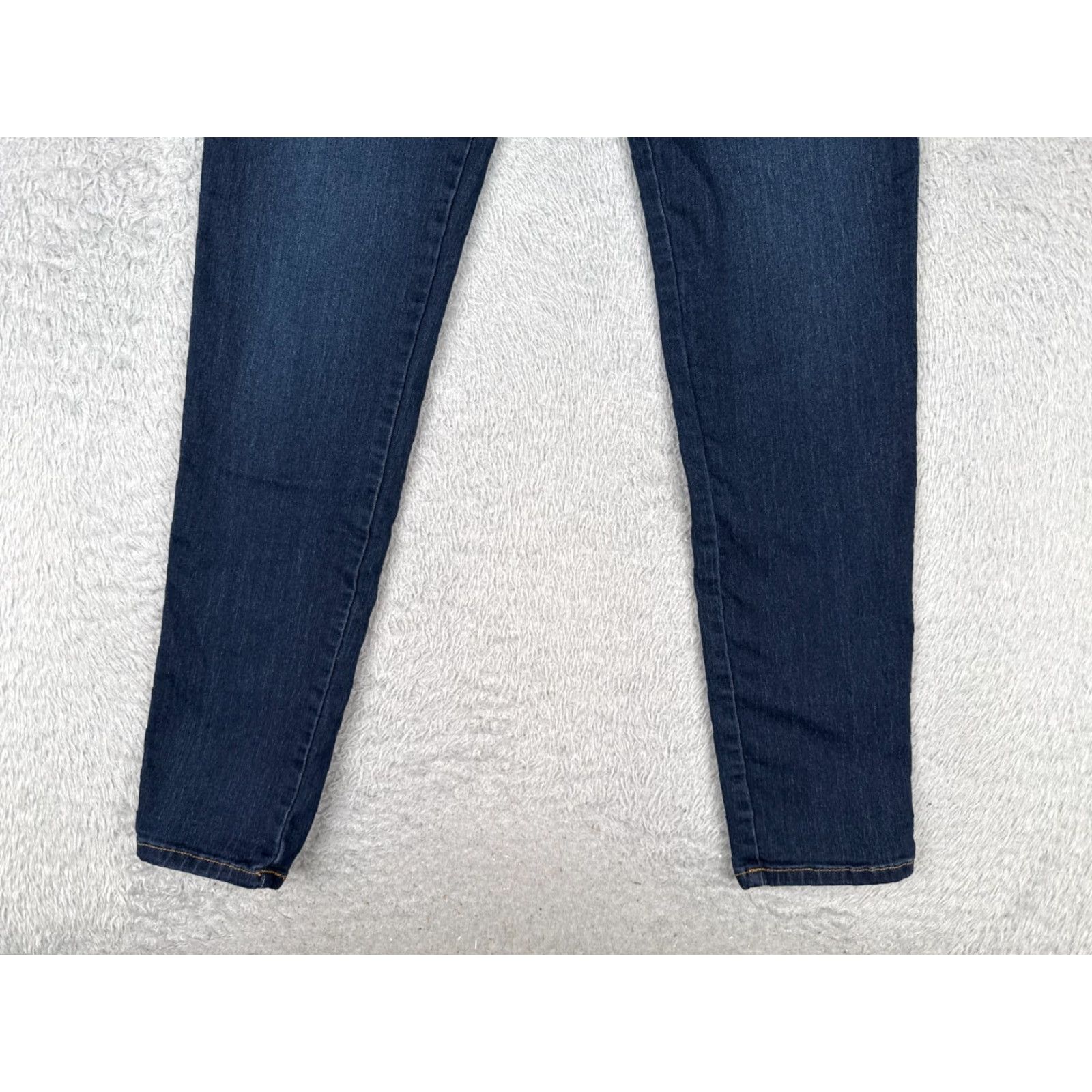 Vintage Vibrant Vibrant MIU Jeans Juniors 28x30 Blue Denim Skinny High Rise 28 Women Jeans Fall Summer Winter 15 5-Pocket Mens Womens Girls Boys? Size 36" / US 14 / IT 50 - 2 Thumbnail