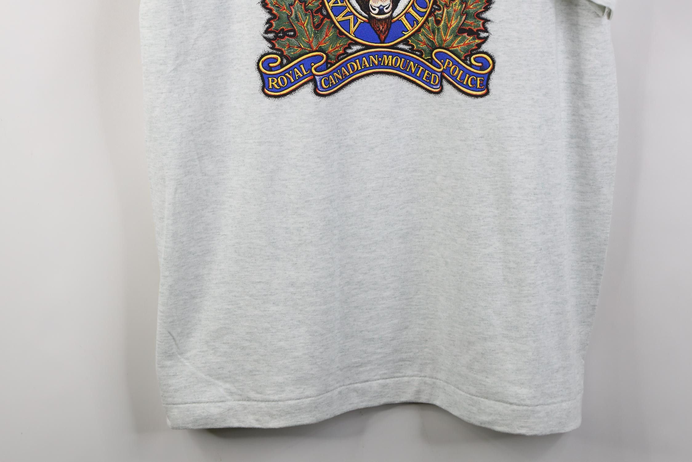 Vintage Deadstock Vintage 90s Canadian Mounted Police Crown T-Shirt Size US L / EU 52-54 / 3 - 3 Thumbnail