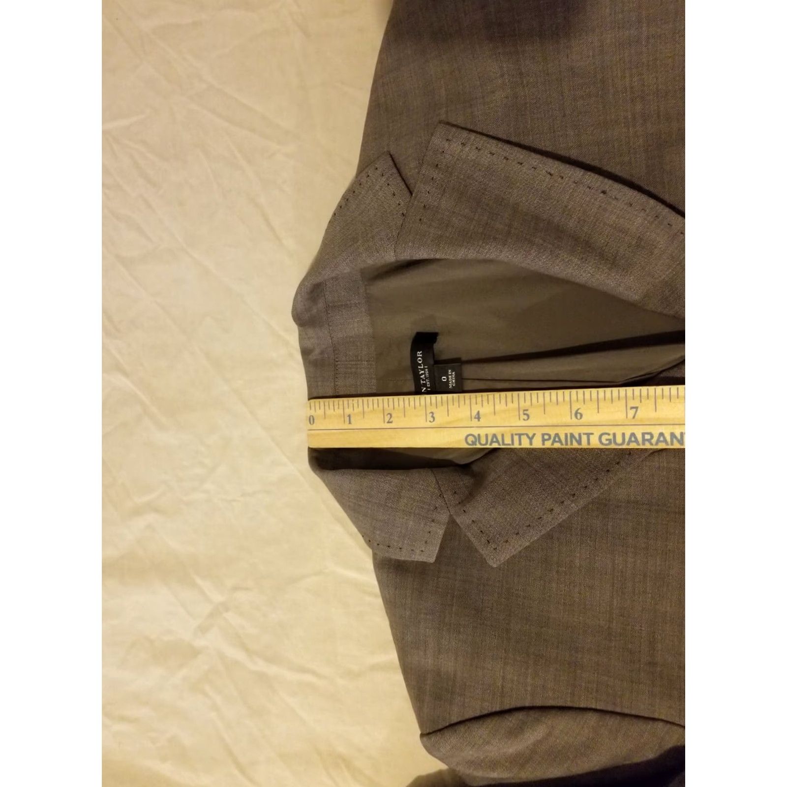 Ann Taylor VINTAGE? (No) Ann Taylor Wool Blazer Womens 0 Gray Jacket Basic Wool Blazer Women 0 Gray Womens Ann Taylor Blazer Wool Jacket Size XS / US 0-2 / IT 36-38 - 5 Thumbnail