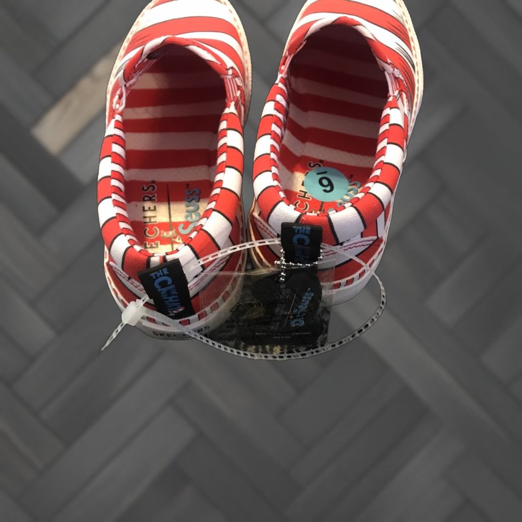 Skechers Dr. Seuss V'Lites We Saw Him! Sneaker Women's Size 6 Red/White Athletic Low Top Walking D'Lites Comfort Cushioned UK 3 US 6 EU 36 Vintage: No