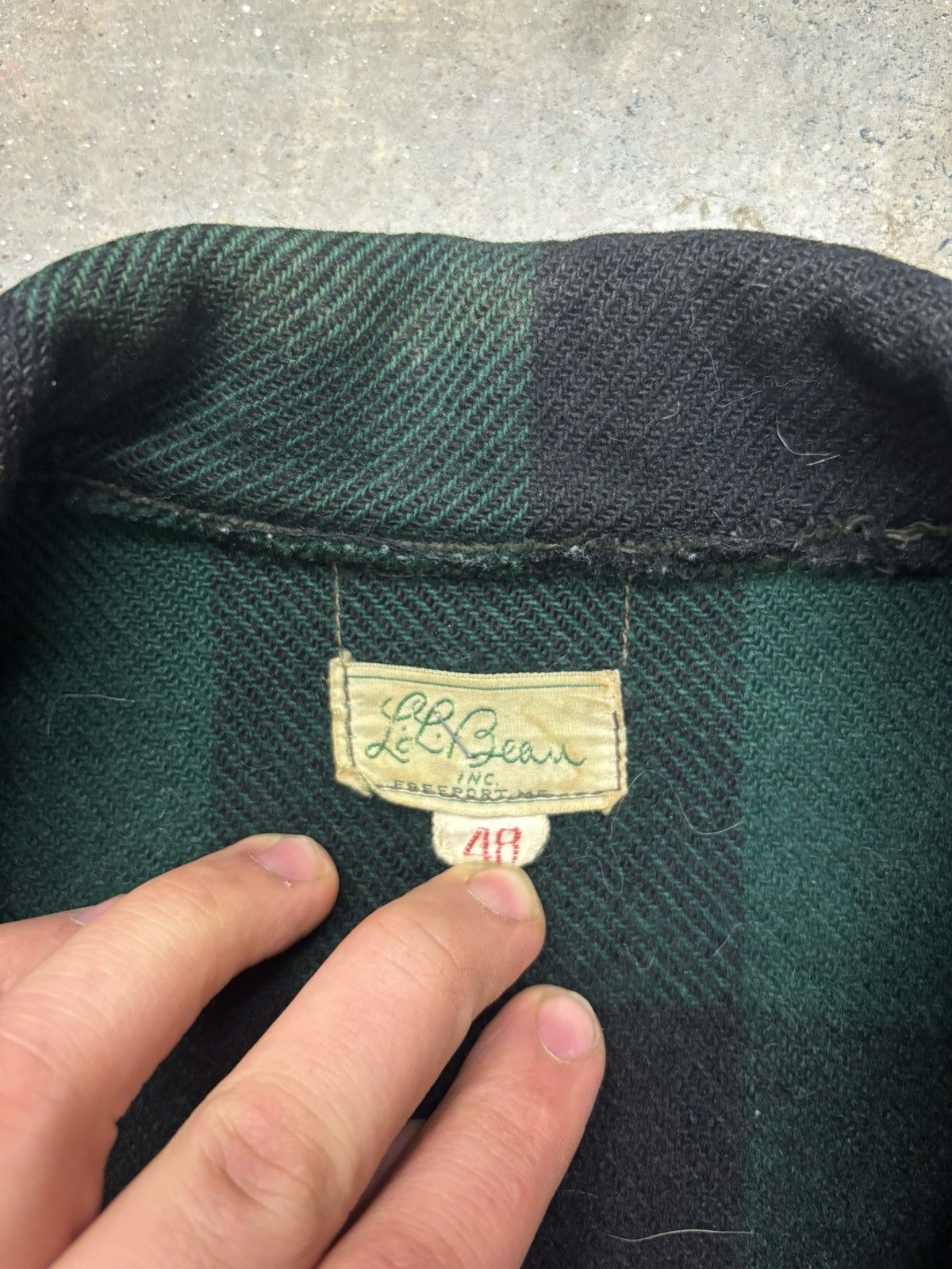 L.L. Bean True vintage 1950s green plaid L.L BEAN wool coat Size US L / EU 52-54 / 3 - 4 Thumbnail