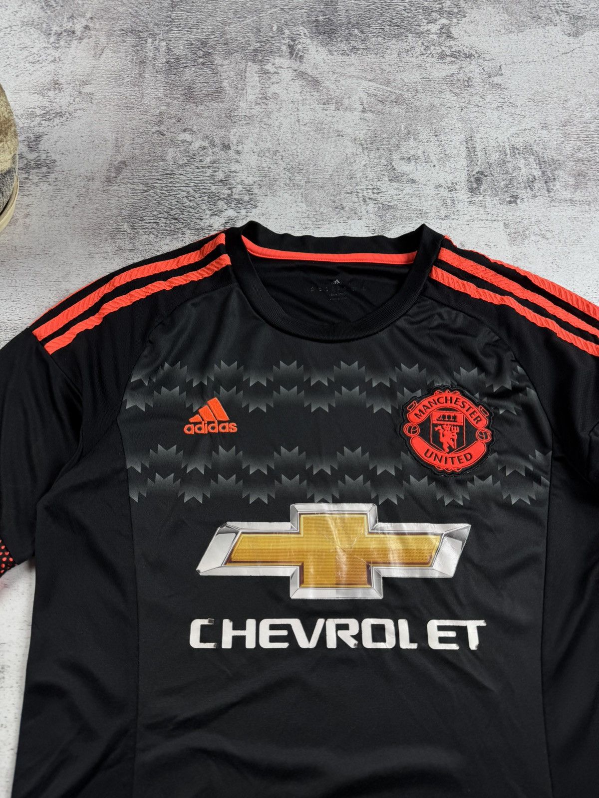 Adidas Vintage Manchester United 2015/2016 Black Soccer Football T Shirt Jersey Kit Size US M / EU 48-50 / 2 - 6 Thumbnail