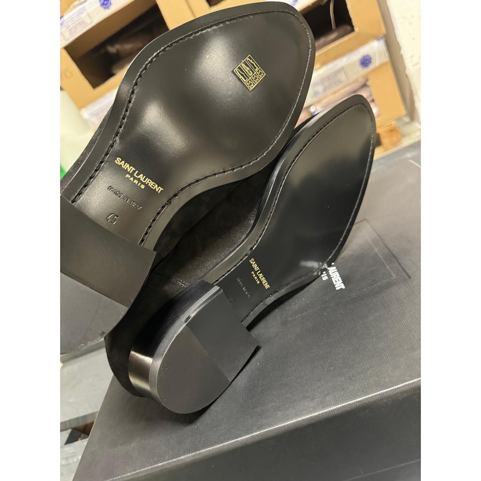 Saint Laurent Paris o1alsimx924 375680 Suede Chelsea Boots in Black Size US 12 / EU 45 - 13 Thumbnail