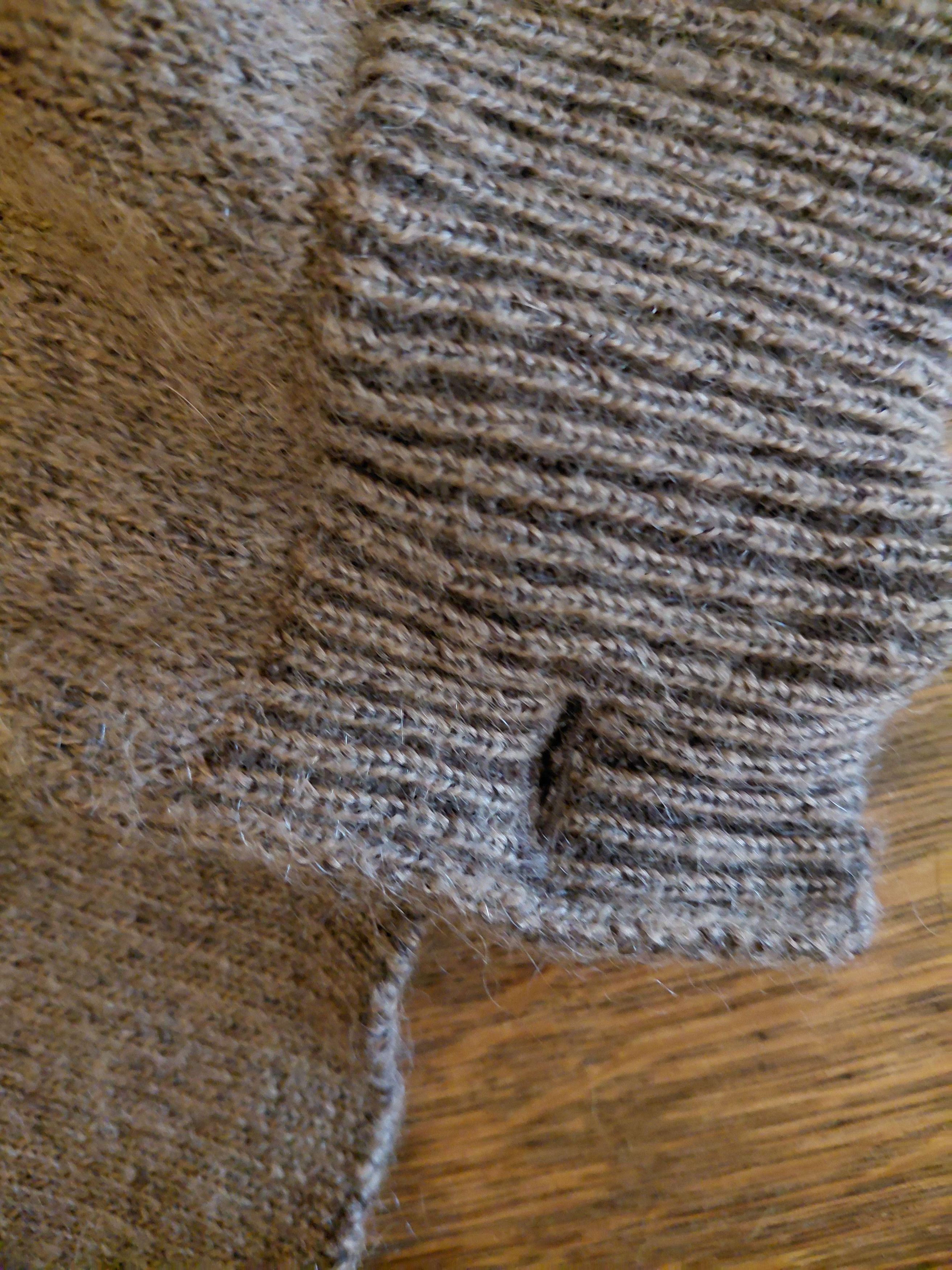 Maison Margiela MM6 open turtleneck Size L / US 10 / IT 46 - 9 Thumbnail