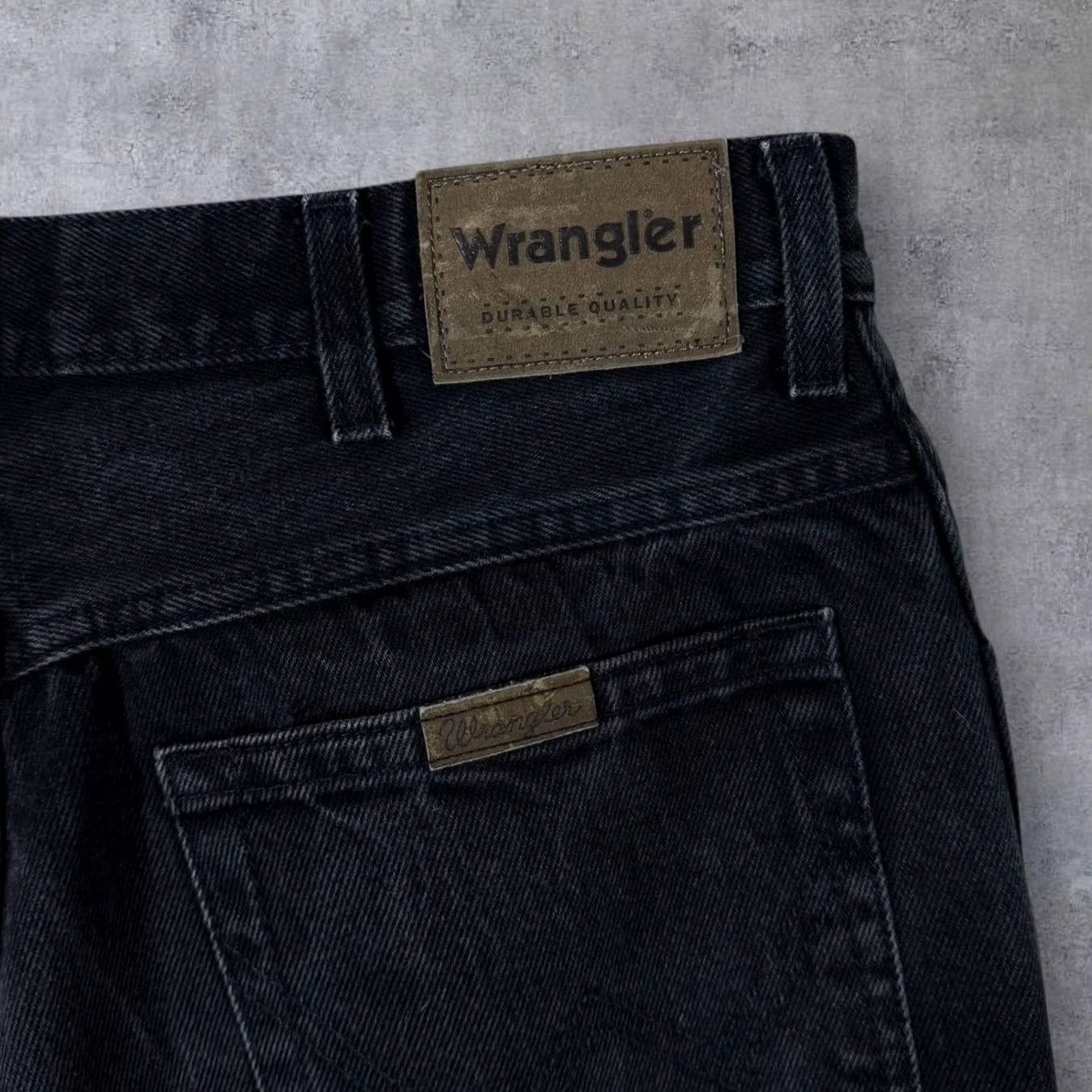 Wrangler Wrangler Regular Fit Faded Black Straight Leg Cotton Denim Jeans N/A W34 L32 Mens Jeans Straight Rise 14" Zip Fly Button Mauritius Size US 34 / EU 50 - 3 Thumbnail