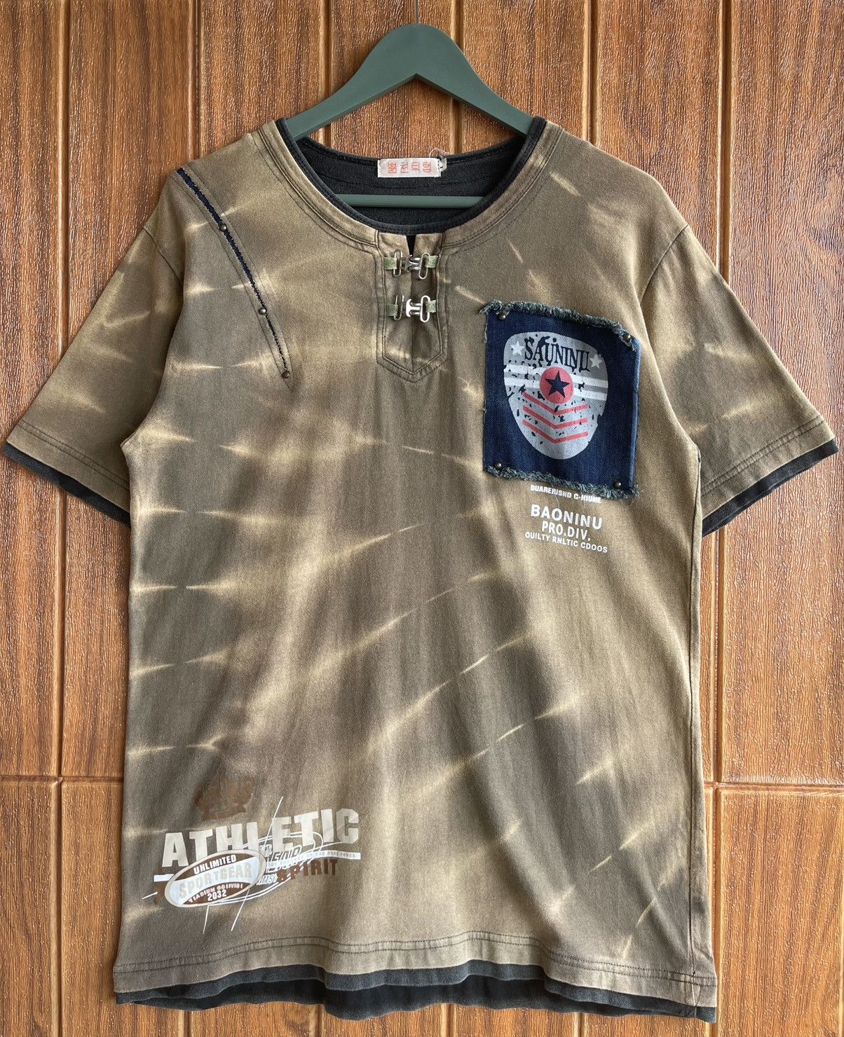 Le Grande Bleu (L.G.B.) Vintage 90s🔥Seditionaries 🔥iron Button Thrashed Faded Tee Size US M / EU 48-50 / 2 - 1 Thumbnail