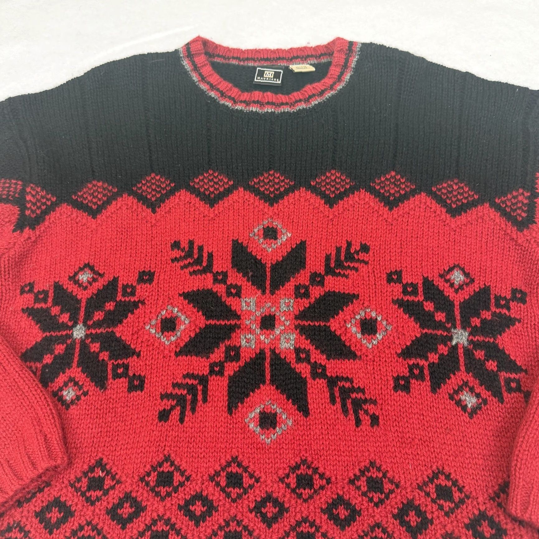 Vintage VTG Maurices Sweater Womens Large Red Wool Fair Isle Ski Christmas Snowflake Size L / US 10 / IT 46 - 3 Thumbnail