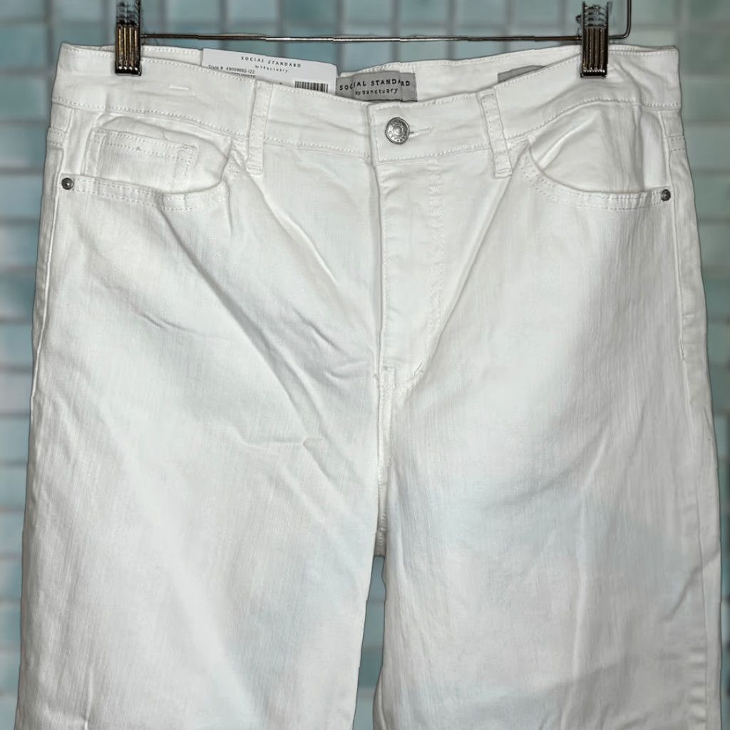 Vintage VINTAGE Social Standard Women’s White High Rise Crop Straight Jeans size 12 Size 34" / US 12 / IT 48 - 1 Thumbnail