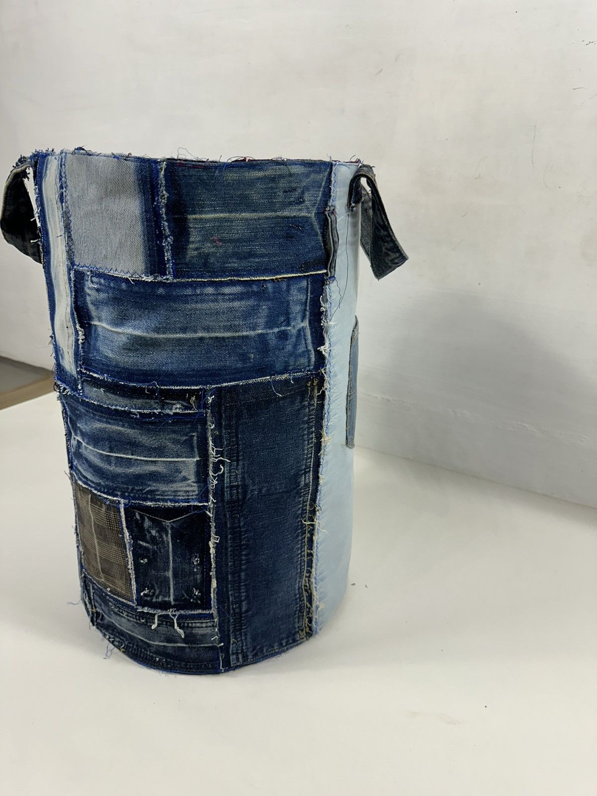Art Comes First Custom Made Denim Patchwork Laundry Bag Home Decoration Size ONE SIZE - 3 Thumbnail