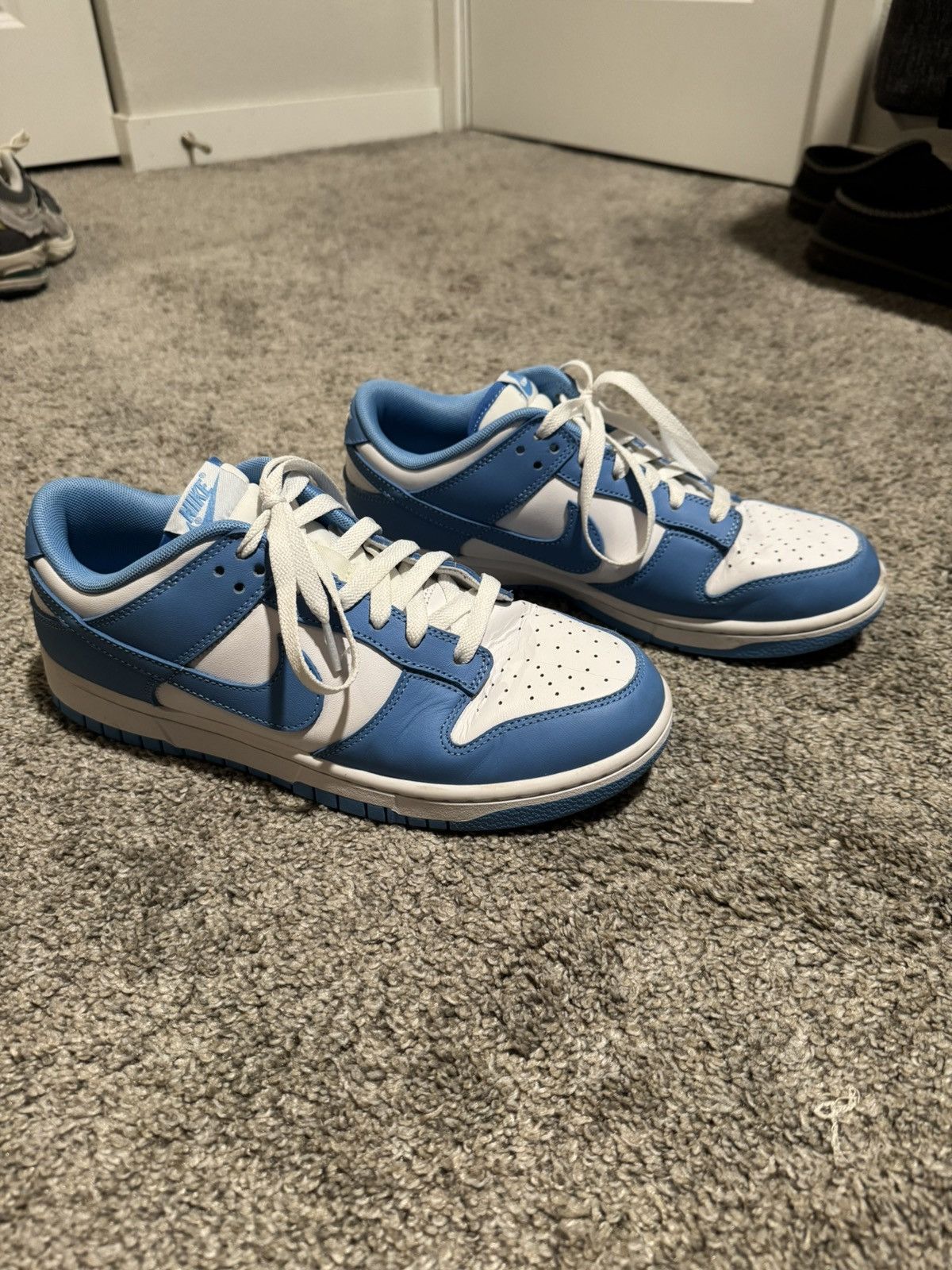 Nike Nike Dunk Low SB UNC Size US 9.5 / EU 42-43 - 1 Thumbnail