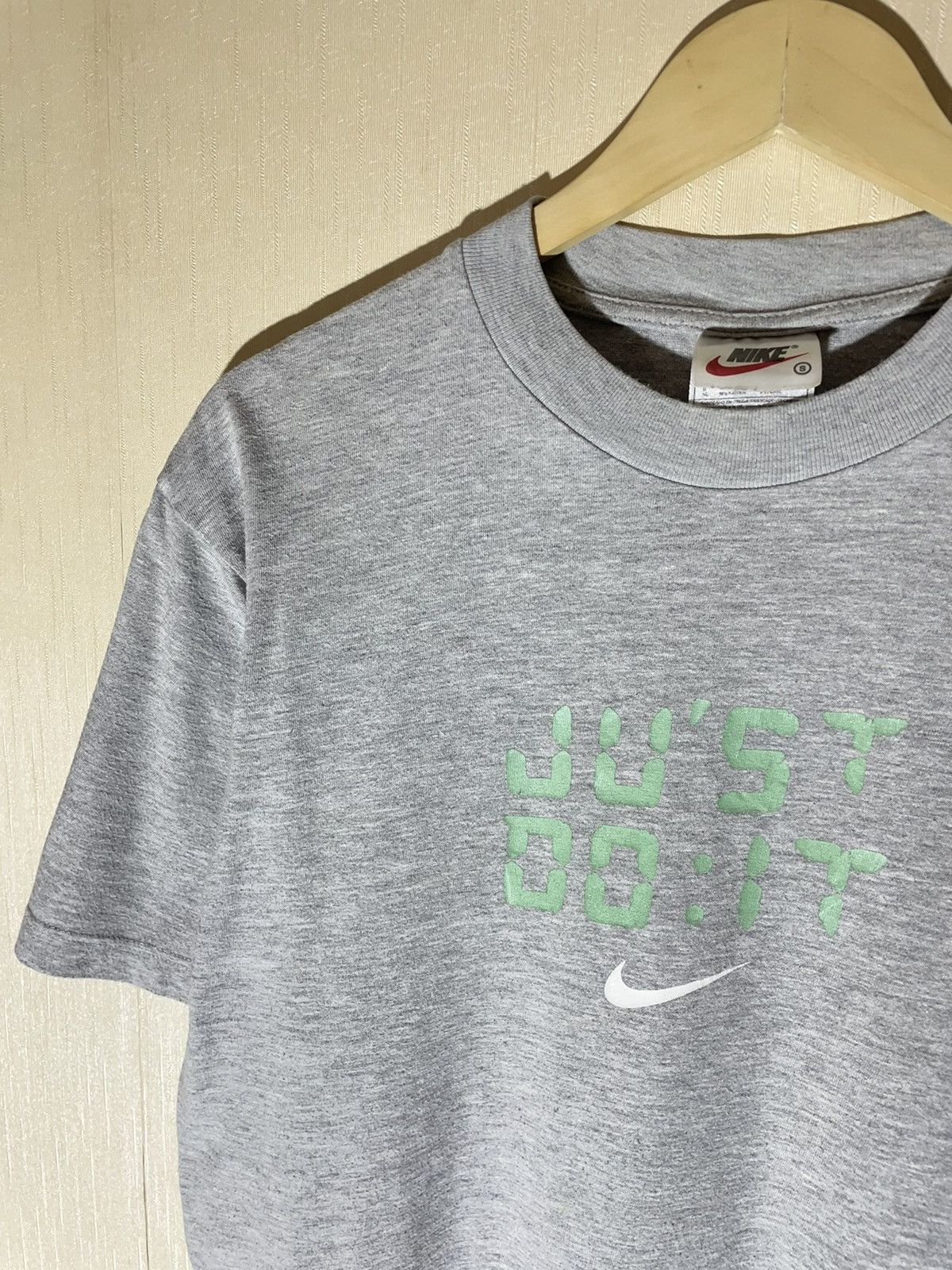 Nike × Vintage Nike vintage T shirt 90s Size US S / EU 44-46 / 1 - 3 Thumbnail