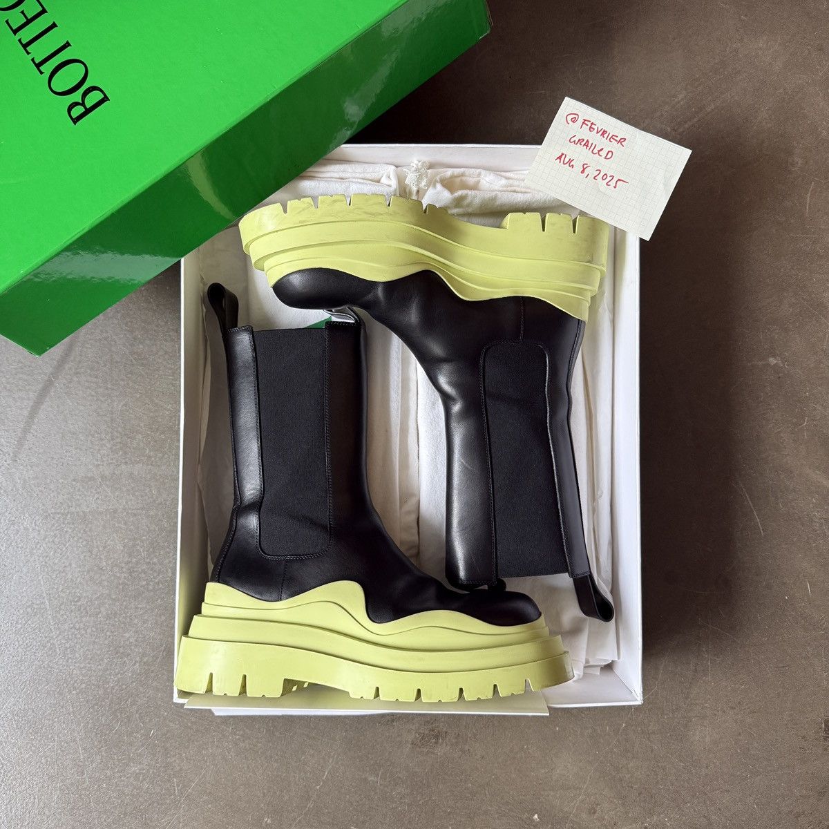 Bottega Veneta Bottega Veneta Tire Chelsea Boots Size US 7 / IT 37 - 1 Thumbnail
