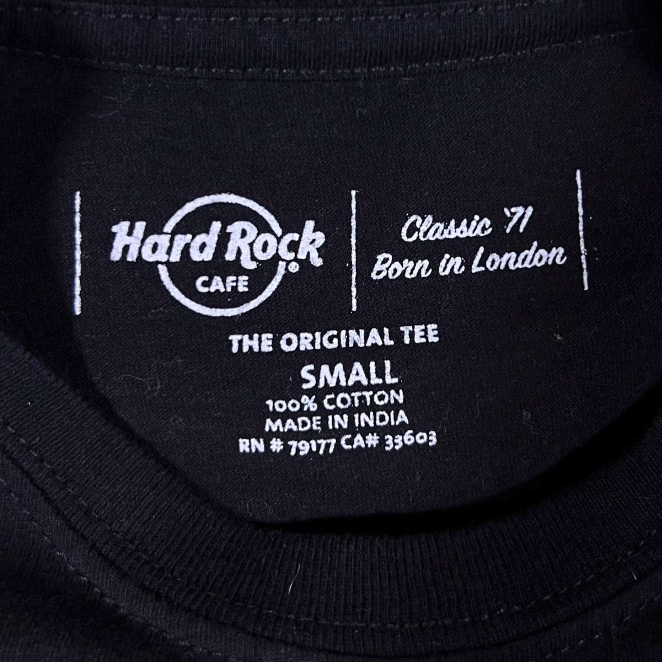 Hard Rock Cafe Hard Rock Cafe Prague The Original Tee Souvenir Logo Black T-Shirt Women's Small Womens Small Graphic Front 90s HT30 Size S / US 4 / IT 40 - 3 Thumbnail