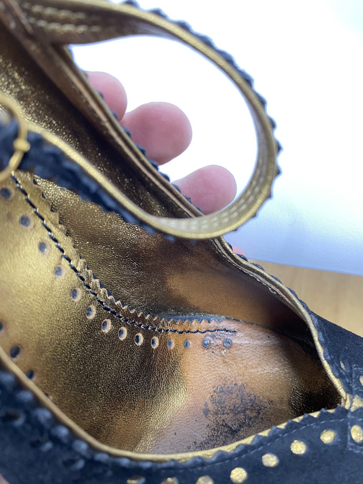 Yves Saint Laurent Yves Saint Laurent Suede Platform Heels size 39 Size US 8 / IT 38 - 9 Thumbnail