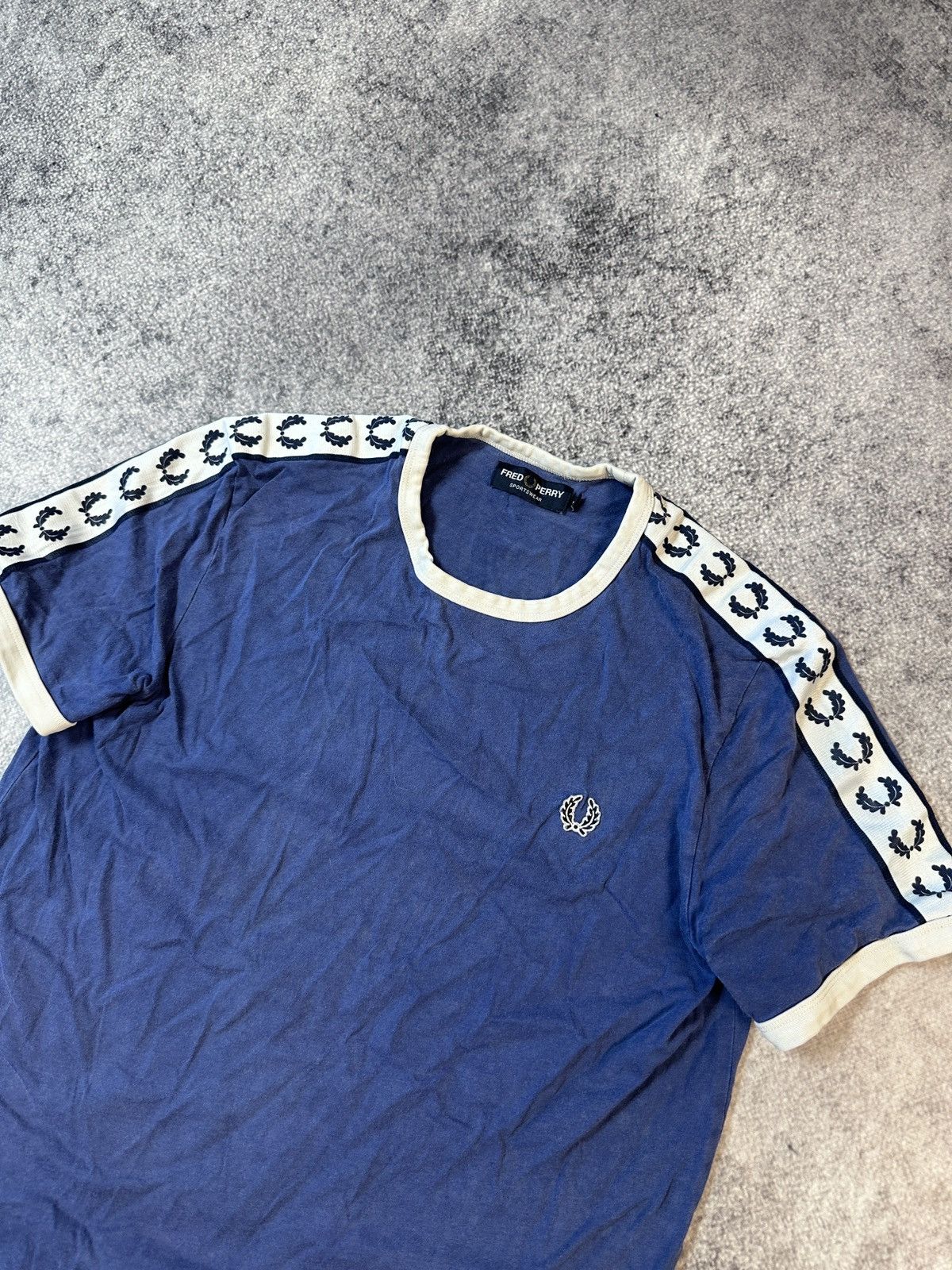 Fred Perry × Vintage Vintage Fred Perry Lampas Logo T-shirt Casual Streetwear M Size US M / EU 48-50 / 2 - 2 Thumbnail