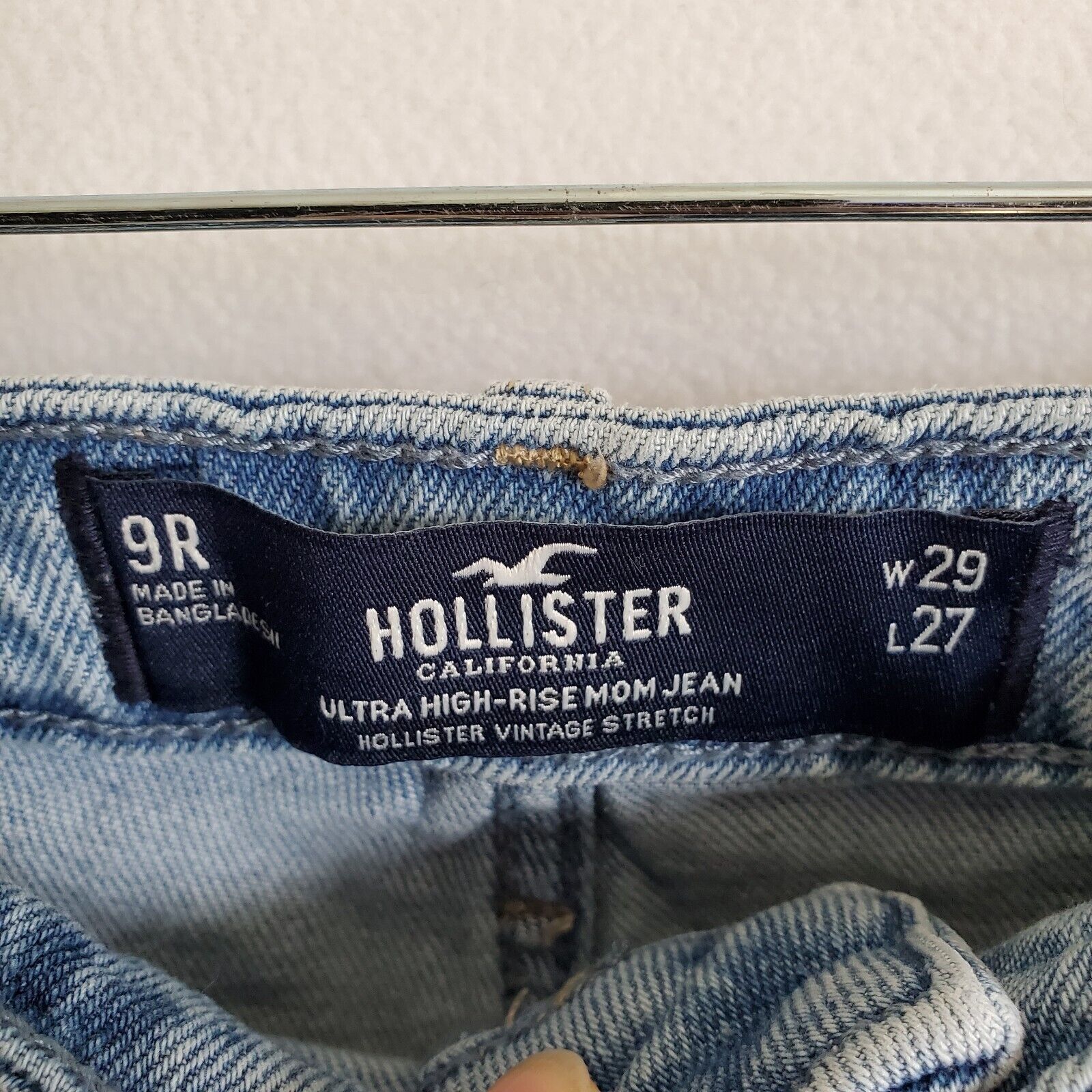 Hollister Hollister Face Distressed Ultra High Rise Mom Blue Jeans Size 29" - 11 Thumbnail