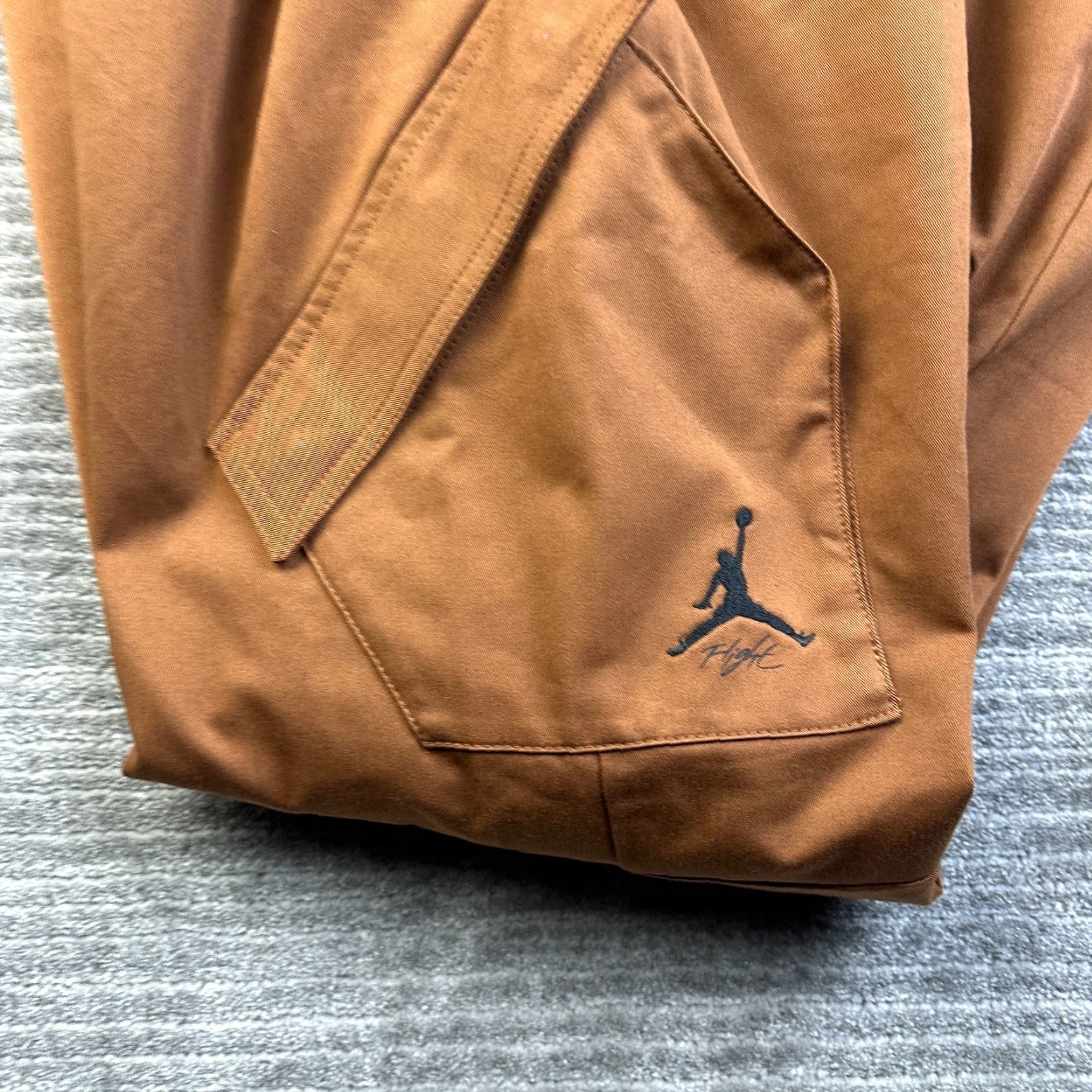 Jordan Brand Jordan Cargo Pants Small Brown Essentials Chicago Nike Air Mens Size US 29 - 4 Thumbnail