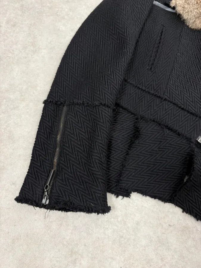 Just Cavalli AW2005 Cavalli Rabbit Fur Collar Asymmetrical Black Wool Jacket Size M / US 6-8 / IT 42-44 - 8 Thumbnail