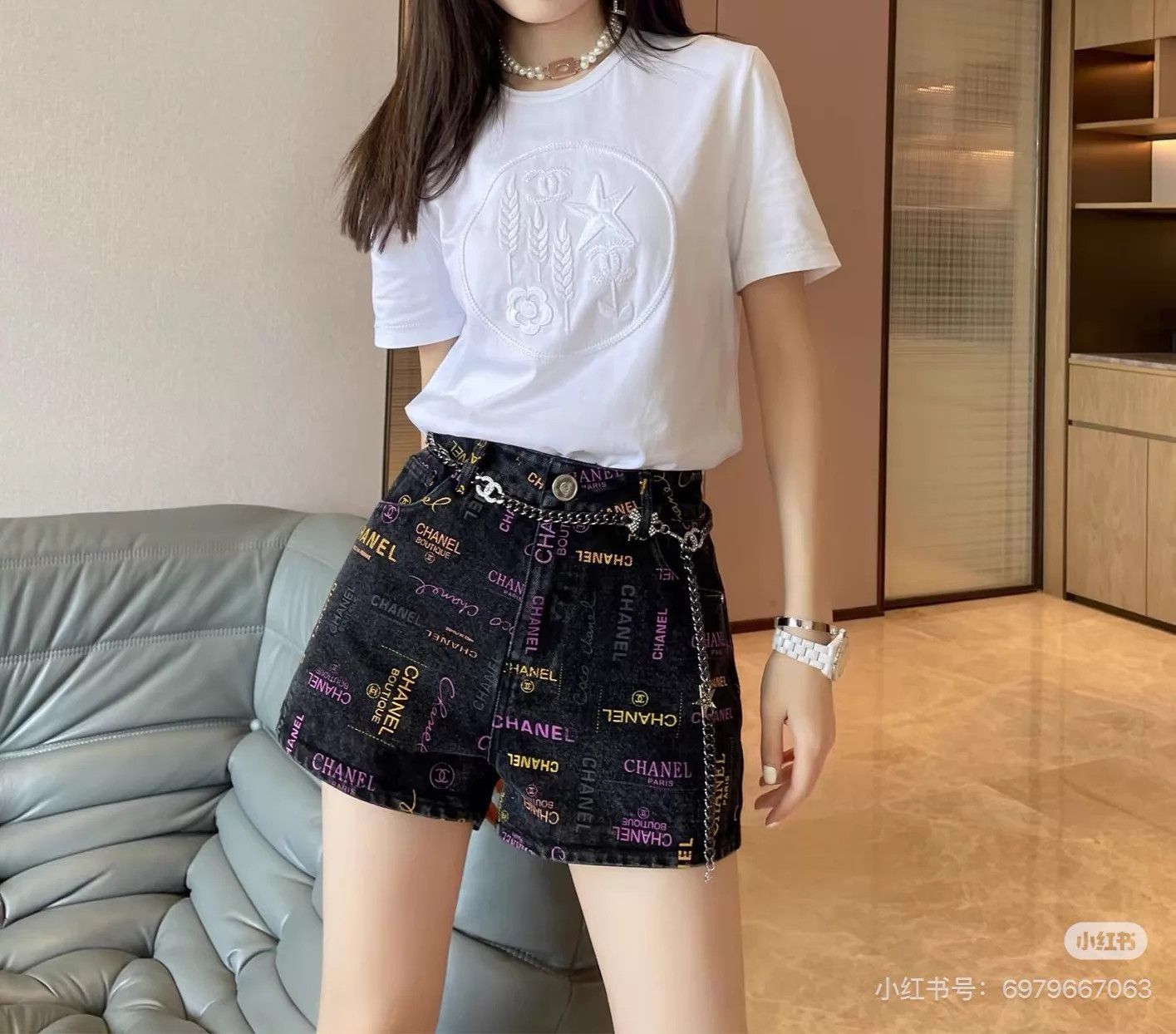 Chanel Chanel Short Sleeve Tee S Intricate Embroidery Clean Color Size S / US 4 / IT 40 - 9 Thumbnail