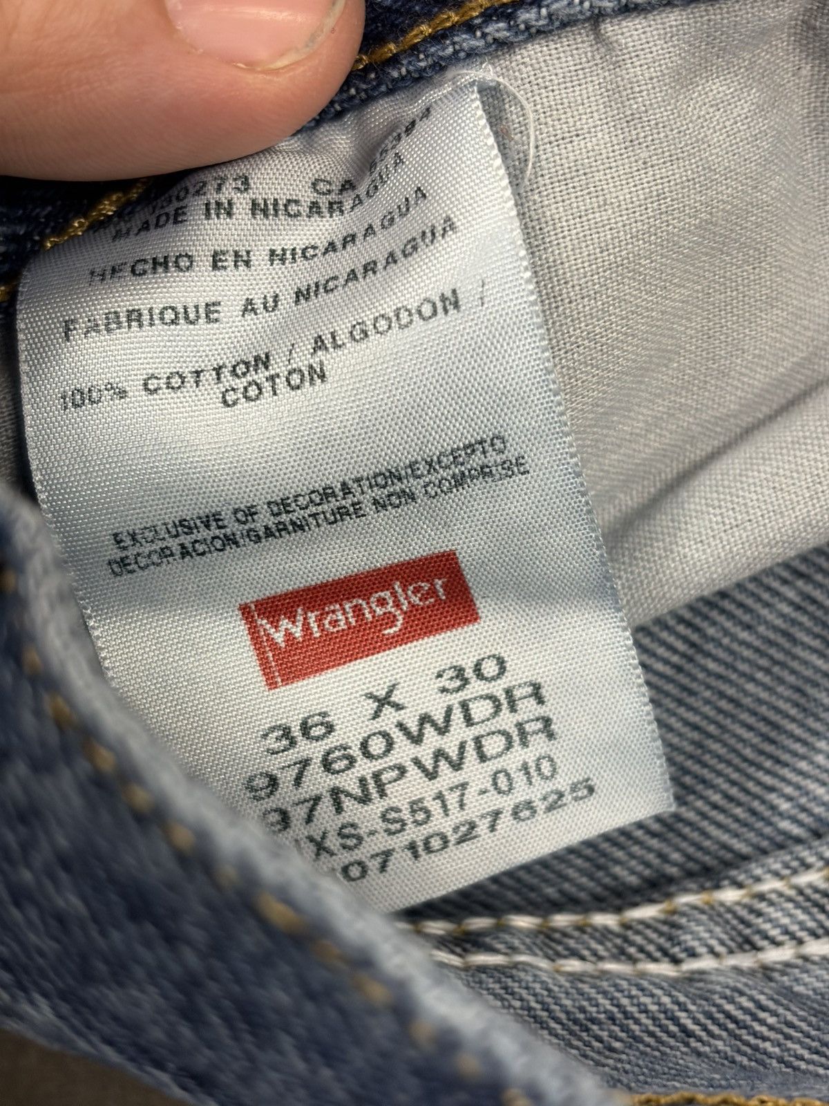 Wrangler Wrangler Jeans Denim Straight Leg Classic Fit Medium Wash Size US 36 / EU 52 - 6 Thumbnail