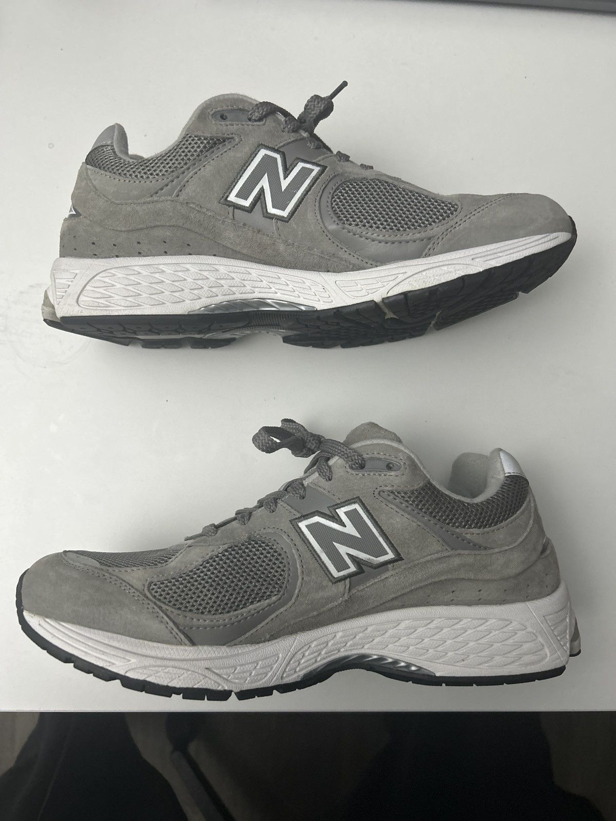 New Balance New Balance 2002r Grey white Size US 10 / EU 43 - 2 Thumbnail