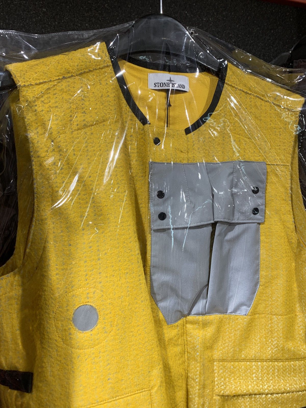 Stone Island Stone island needle punches reflective vest Size US M / EU 48-50 / 2 - 5 Thumbnail