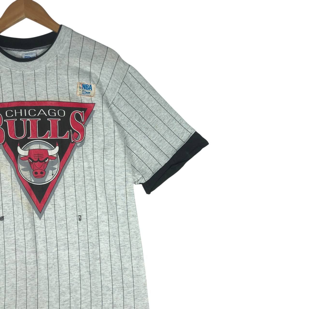 Salem Sportswear Vintage Salem Sportswear Chicago Bulls T-Shirt Size US L / EU 52-54 / 3 - 4 Thumbnail