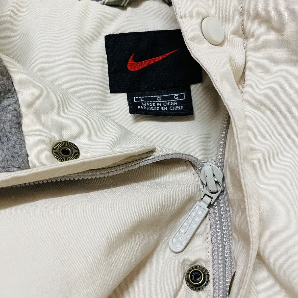Nike Vintage nike jacket windbreaker small swoosh Size US XL / EU 56 / 4 - 8 Thumbnail