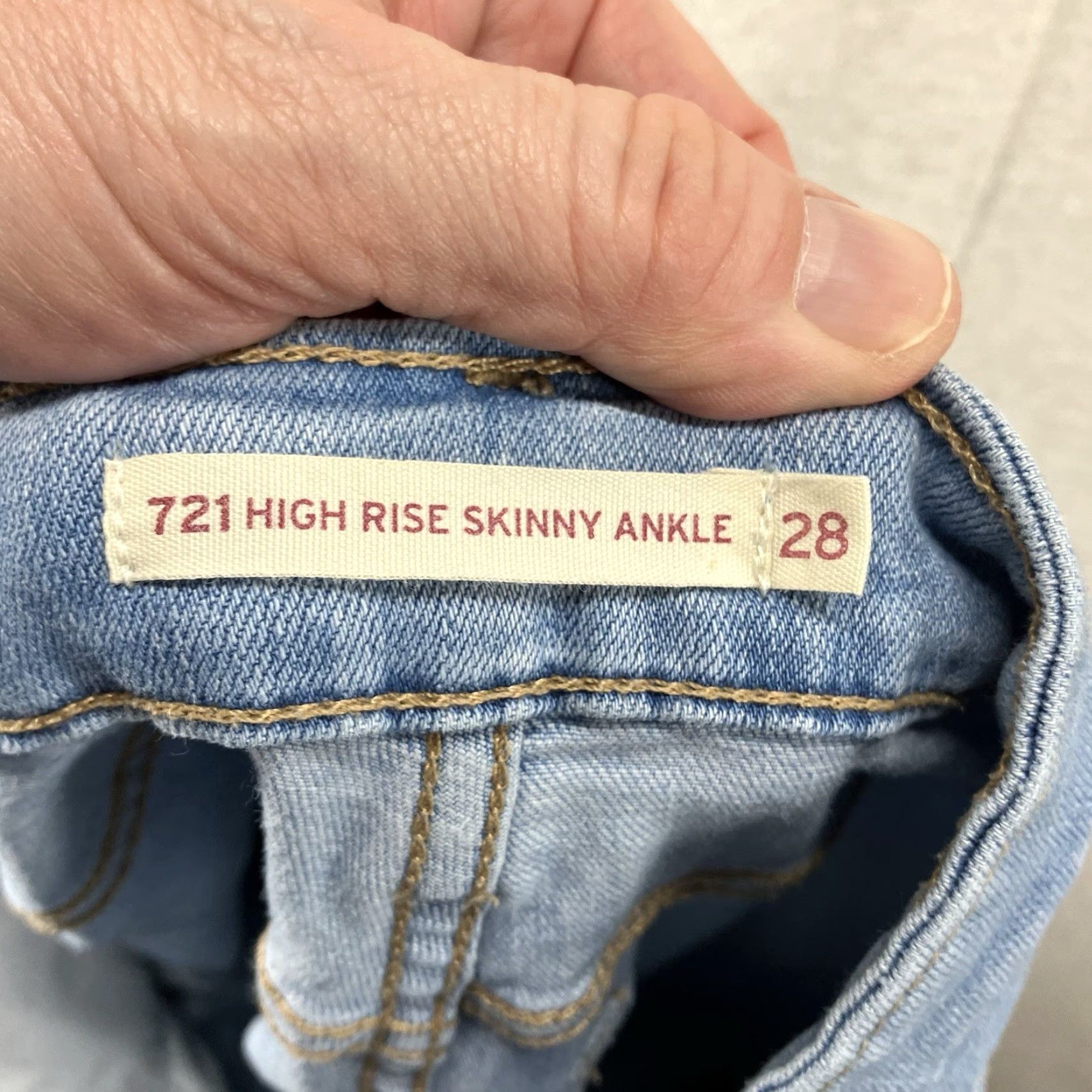 Levi's Levi's Women's 721 Jeans High Rise Skinny Ankle Cloudy Blue 28 Stretch Soft Size 28" / US 6 / IT 42 - 4 Thumbnail