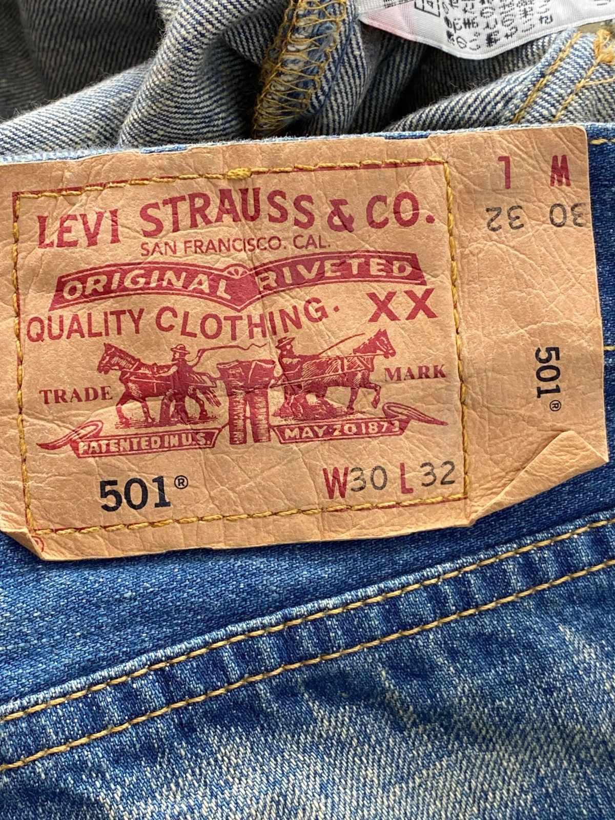 Levi's Levi’s Mud Wash Distressed Style Straight Leg Jeans Size US 30 / EU 46 - 11 Thumbnail