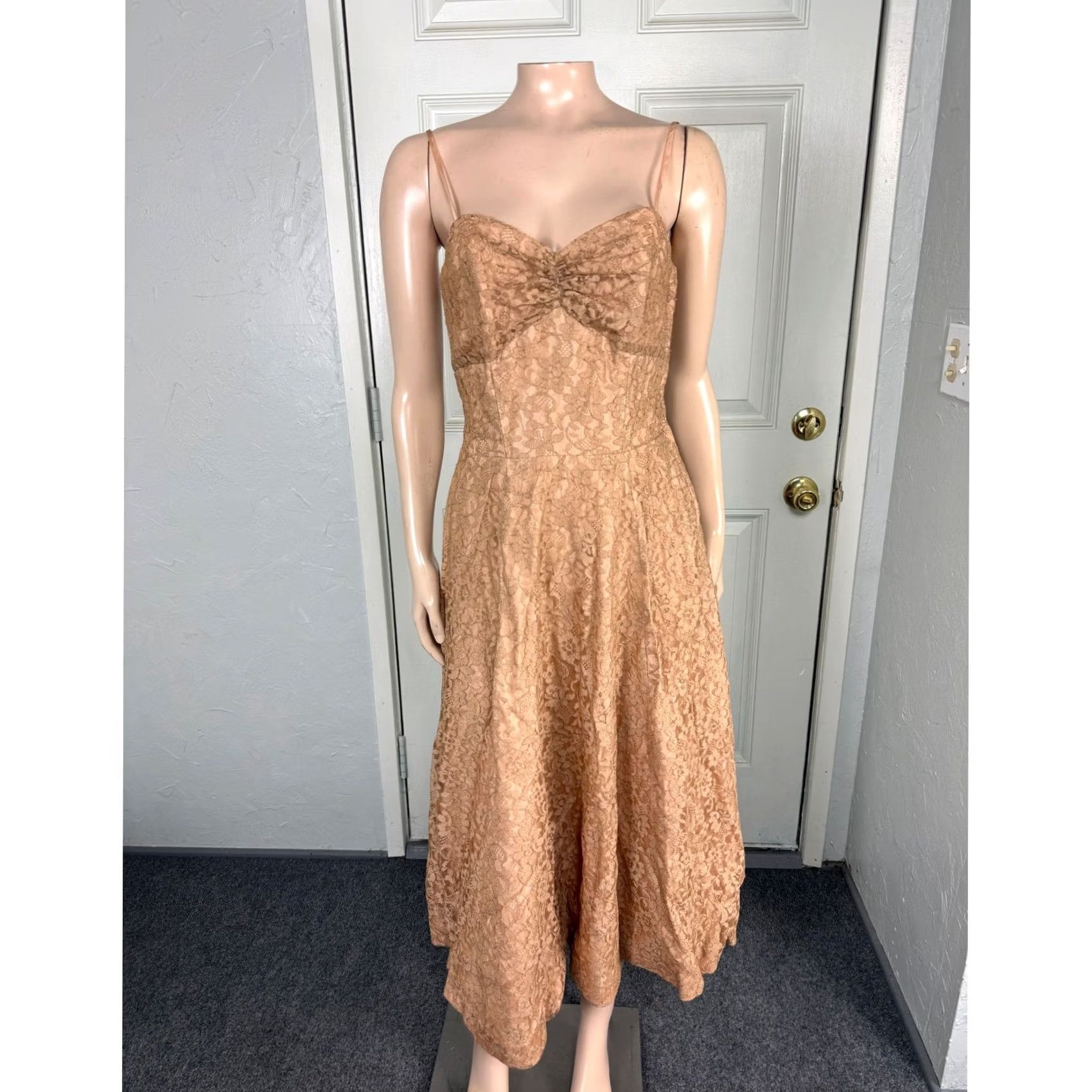 Vintage VINTAGE 50s Dress Floral Cotton Acetate Lace Ball Gown Party Midi Beige XS Women Sleeveless Z i p TO DF? Size XS / US 0-2 / IT 36-38 - 2 Thumbnail
