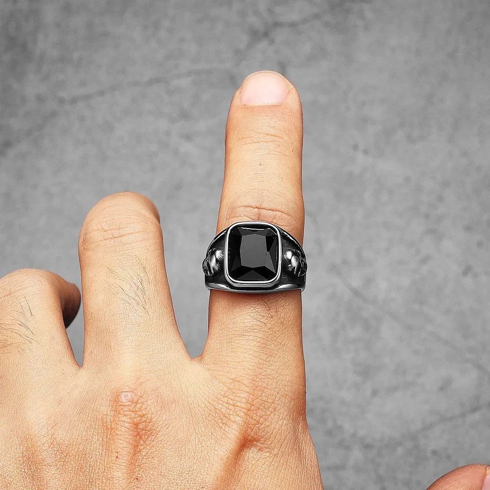 Jewelry Gothic Gem Stone Skull Ring Size ONE SIZE - 3 Thumbnail
