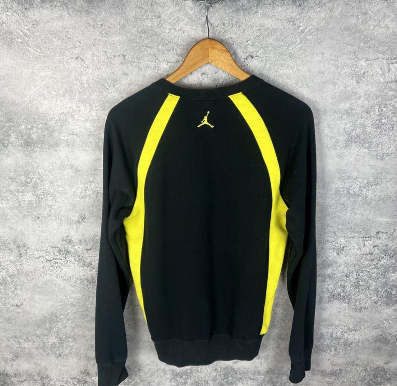 Jordan Brand Jordan Sweatshirt Men's Size S Black Cotton Long Sleeve Y2K Size US S / EU 44-46 / 1 - 10 Thumbnail