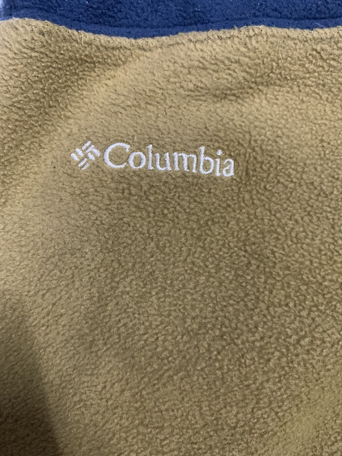 Columbia Columbia Sportwear Adjustable Waist Fleece Short Pants Size US 32 / EU 48 - 14 Thumbnail