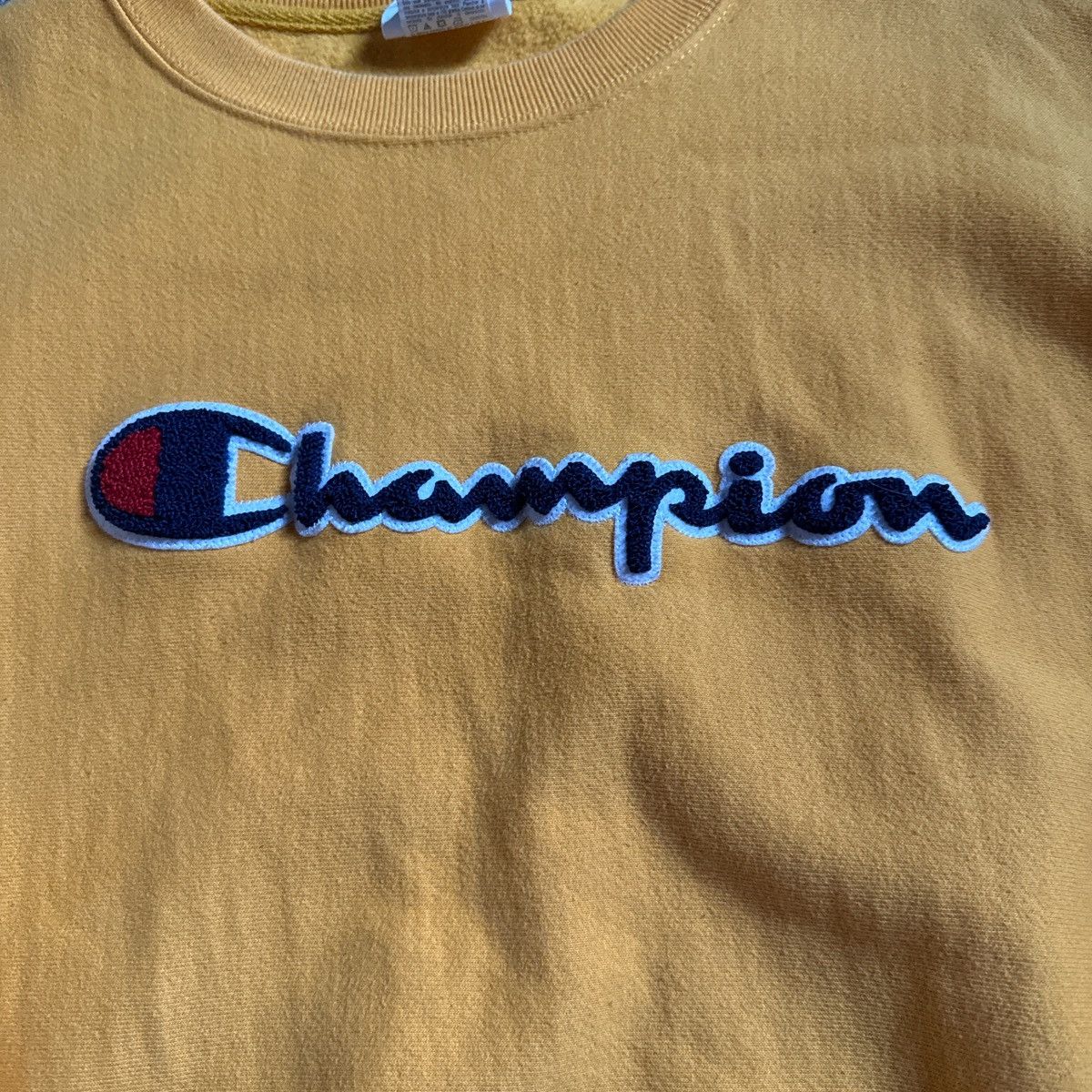 Champion Champion Y2K Vintage Embroidered Crewneck Sweatshirt Size US L / EU 52-54 / 3 - 3 Thumbnail