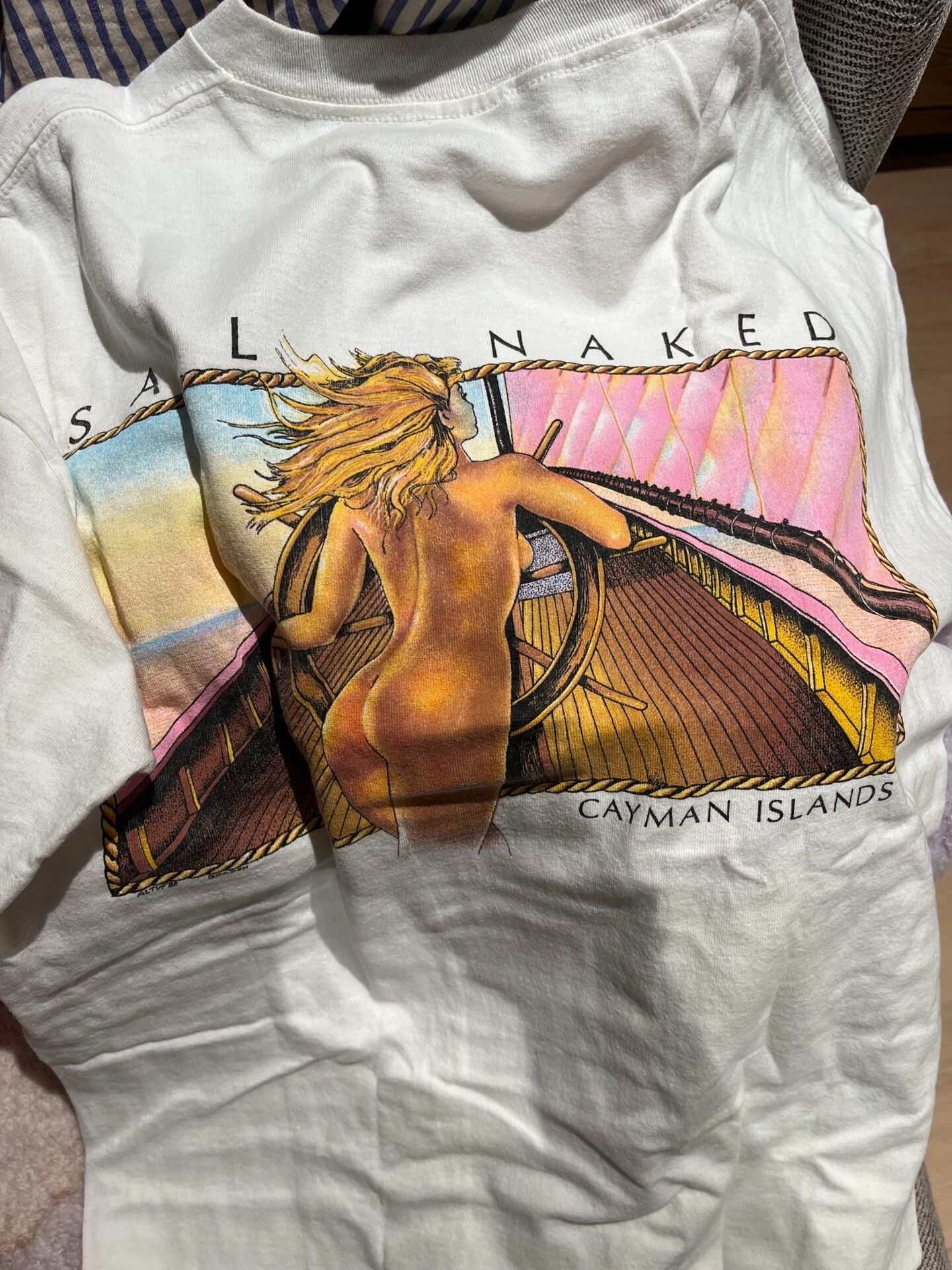 VINNY's Vintage 90s T-Shirt with Graphic Print Size US M / EU 48-50 / 2 - 1 Thumbnail