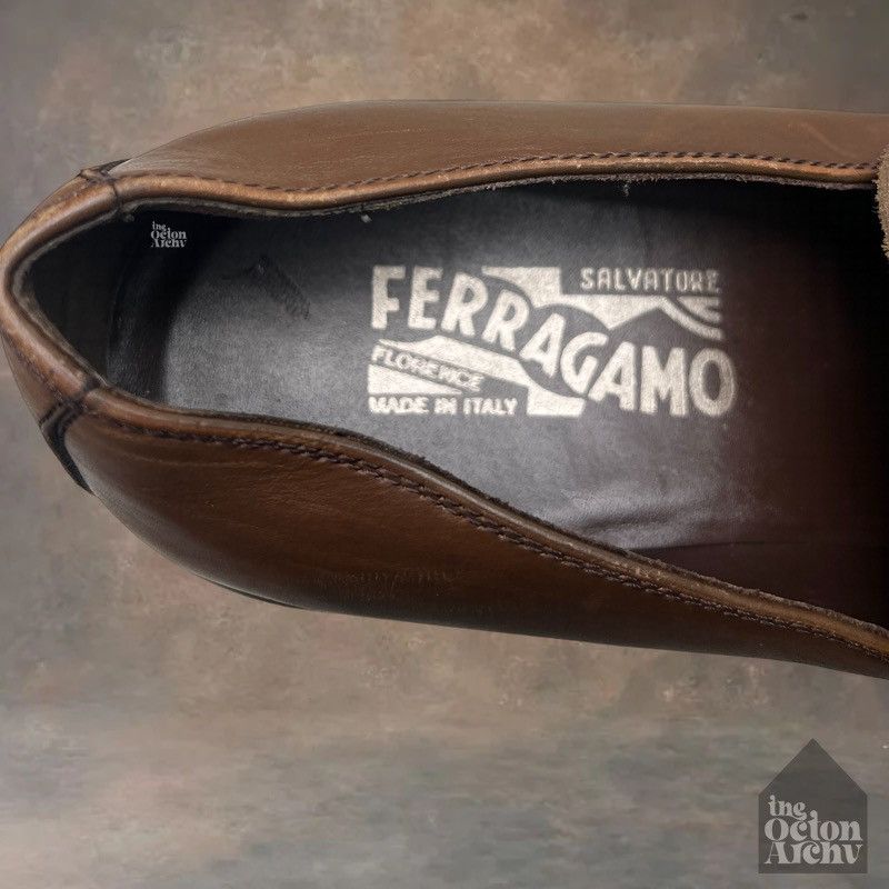 Salvatore Ferragamo Salvatore Ferragamo Gancini Plaque Loafers 'Brown' 10132 Size US 9 / EU 42 - 11 Thumbnail
