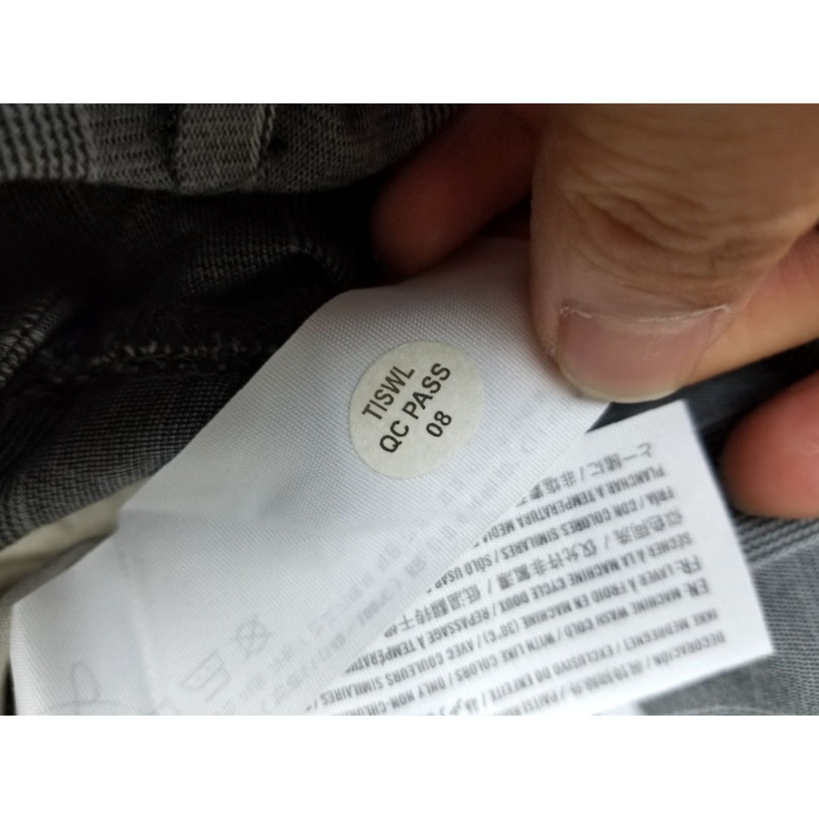 Abercrombie & Fitch NWOT Abercrombie & Fitch Gray Striped Shorts Men's 32 Size US 32 / EU 48 - 3 Thumbnail