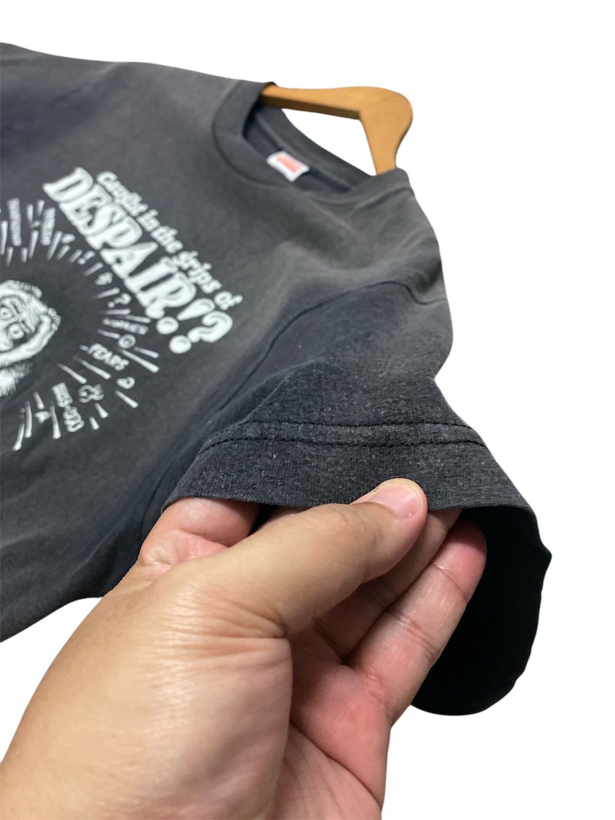 Supreme × Vintage SUPREME ROBERT CRUMB “COUGHT IN THE GRIPS OF DESPAIR” TEE 🔥 Size US M / EU 48-50 / 2 - 7 Thumbnail