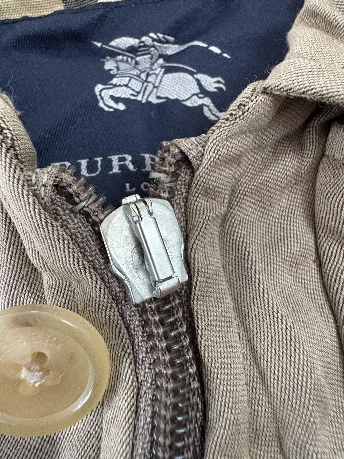 Burberry Vintage Burberry Nova Check Shorts Trench Coat Jacket Size US L / EU 52-54 / 3 - 14 Thumbnail
